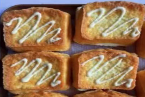 [YF02] Một chiếc đồ chơi giảm căng thẳng với hình dạng bánh mì nướng kem 1*5.